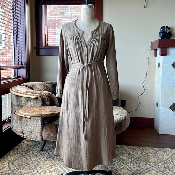 XiRENA Dresses Xirena Gauze Boho Dress Long Sleeves With Belt M